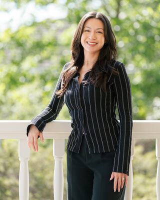 Desiree Thornton headshot